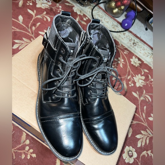 Steve Madden combat boots - Picture 3 of 4